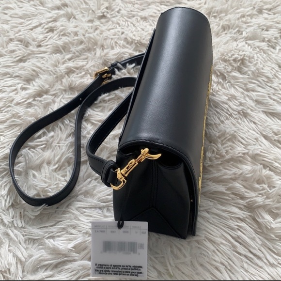 ** SOLD** Moschino leather crossbody shoulder black bag authentic BNWT - Picture 4 of 8
